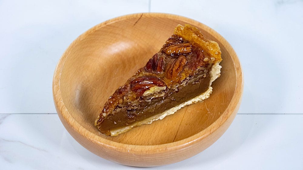 mon caribou carte desserts pecan pie