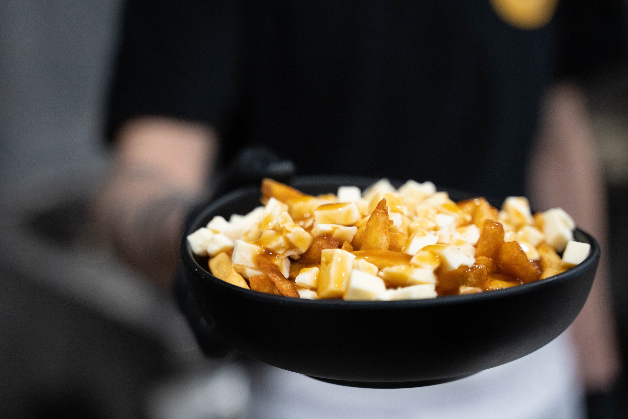 La chaleureuse cuisine au fromage, le sens de la convivialité et